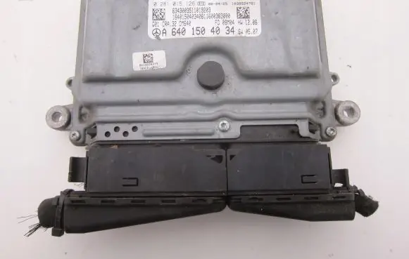 Mercedes-Benz A W169 Engine control unit/module A6401504034 0281015126
