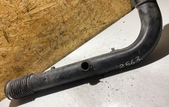 Mercedes-Benz Vito Viano W638 Intercooler hose/pipe A6385282482
