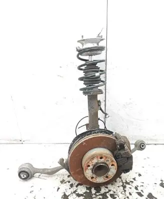 BMW 1 E82 E88 Front shock absorber with coil spring 6786027 E88V005S 1054131514