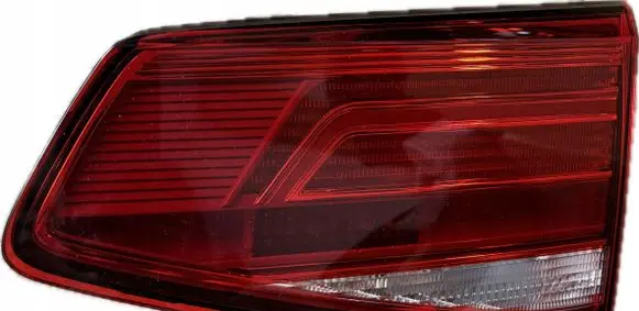 Volkswagen PASSAT B8 Tailgate rear/tail lights 3G9945094E