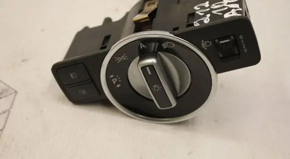 Mercedes-Benz E W212 Light switch