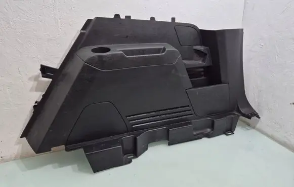 Peugeot 5008 II Trunk/boot lower side trim panel 9811359577