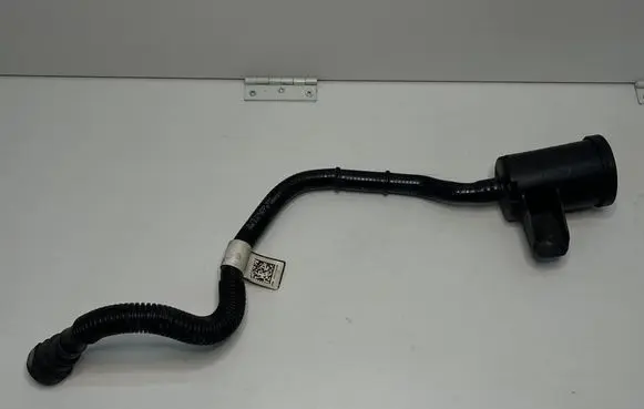 Audi Q5 SQ5 Breather/breather pipe/hose 8W0906621B
