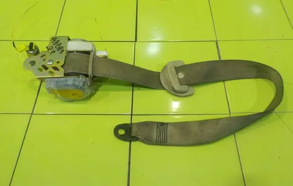Lexus RX 300 Front seatbelt 7K7290P BEZPIECZENSTWA