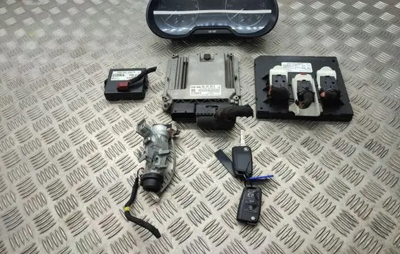 Skoda Octavia Mk3 (5E) Engine ECU kit and lock set 5E0920851E 5Q0937086P 5Q0907530N
