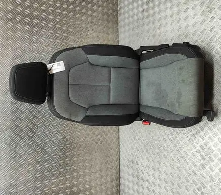 Volvo XC40 Front driver seat 32338504 32272094