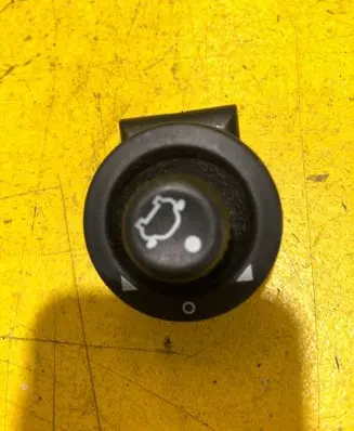 Ford Fiesta Wing mirror switch 93BG17B676BB