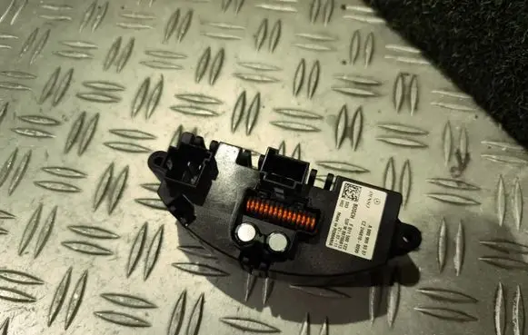 Heater blower motor/fan resistor
