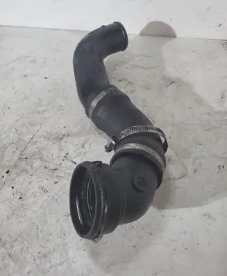 BMW 5 E60 E61 Intercooler hose/pipe 1371600