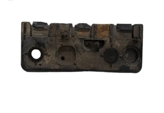 Volvo XC90 Fender mounting bracket 31378135