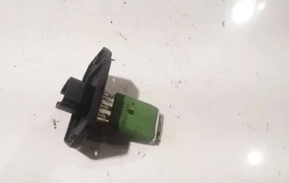 Toyota Corolla E120 E130 Heater blower motor/fan resistor 