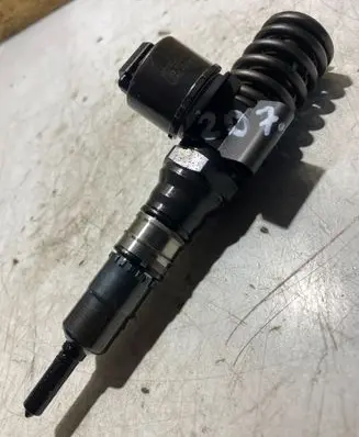 Mitsubishi Grandis Fuel injector 0414720404