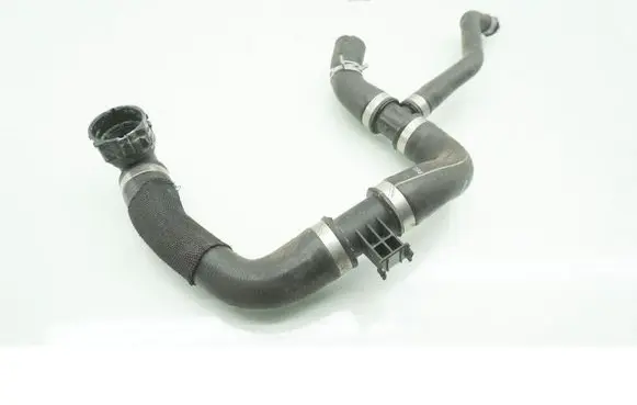 Mercedes-Benz CLA C118 X118 Engine coolant pipe/hose A1775011503