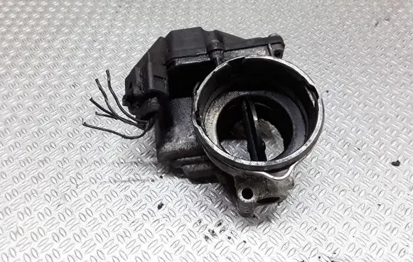 Volkswagen Caddy Throttle valve 03G128063A