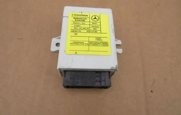 Mercedes-Benz SL R230 Tire pressure control unit A0028209926