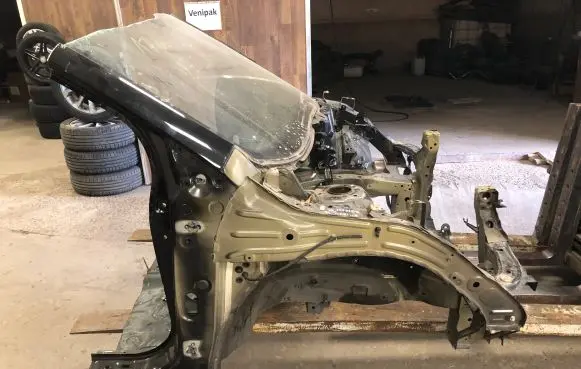 Front quarter panel