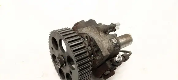Opel Mokka Fuel injection high pressure pump 55586499