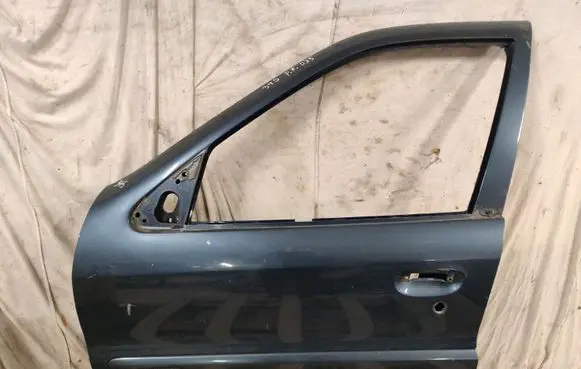 Citroen Xsara Front door
