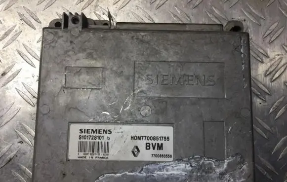 Renault 19 Engine control unit/module s101728101 hom7700851755