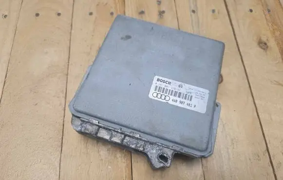 Audi A6 S6 C4 4A Engine control unit/module 4A0907401P