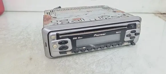 Skoda Fabia Mk1 (6Y) Radio/CD/DVD/GPS head unit DEH1500R