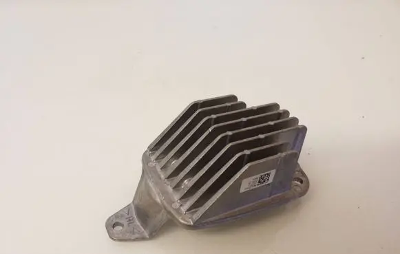 Volvo XC40 LED ballast control module 90122310
