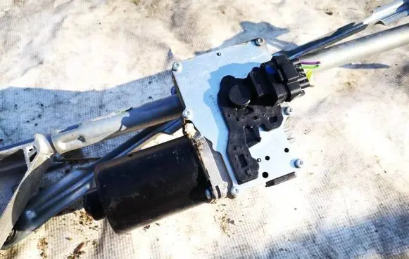 Citroen C4 II Wiper motor 19436 5467s