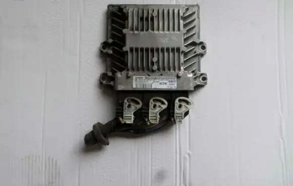 Ford Focus Engine control unit/module ECU