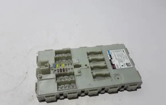 BMW 5 G30 G31 Fuse module