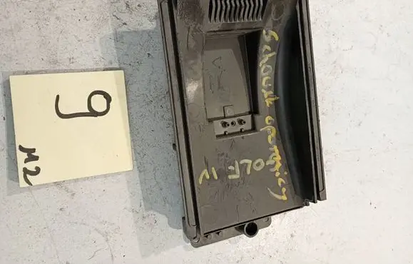 Volkswagen Golf IV Heater blower motor/fan resistor 1J0819022
