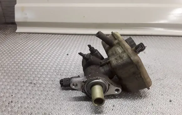 Renault Laguna II Master brake cylinder 03350884771