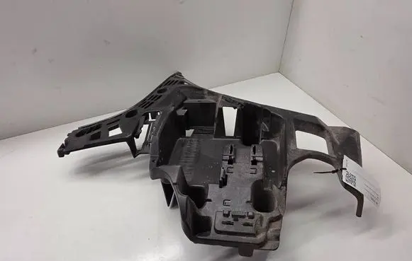 BMW 2 Active Tourer U06 Rear bumper mounting bracket 8739138