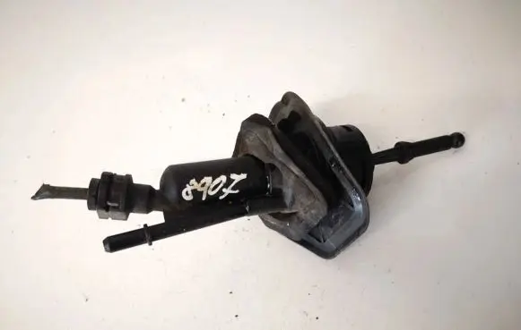Ford Focus C-MAX Clutch master cylinder