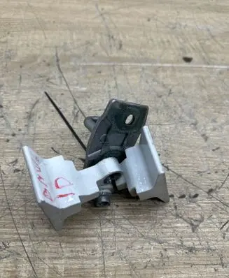 BMW 6 F06 Gran coupe Front door hinge set 7237156