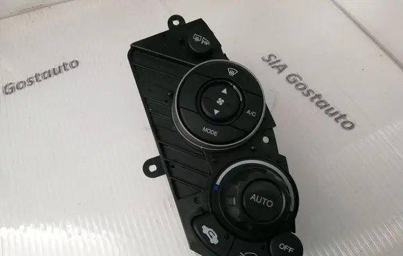 Honda Civic Climate control unit 79600SMGG4 06W19E02 SANWA2070LH