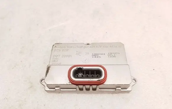 Mercedes-Benz E W211 Headlight ballast module Xenon 5DV00829000