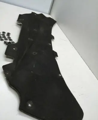 Nissan Qashqai Engine bonnet/hood sound/heat insulation 