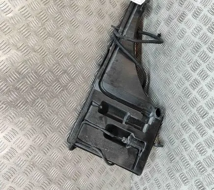 Maserati Ghibli Windshield washer fluid reservoir/tank 670105311