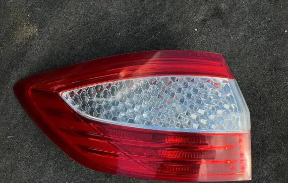Rear/tail lights