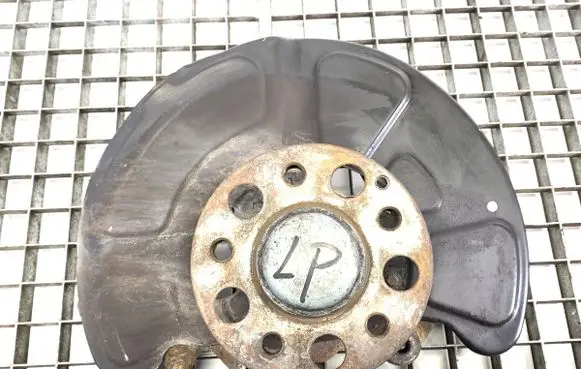 Mercedes-Benz E W212 Front wheel hub spindle knuckle