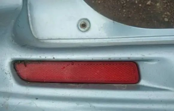 Rear tail light reflector