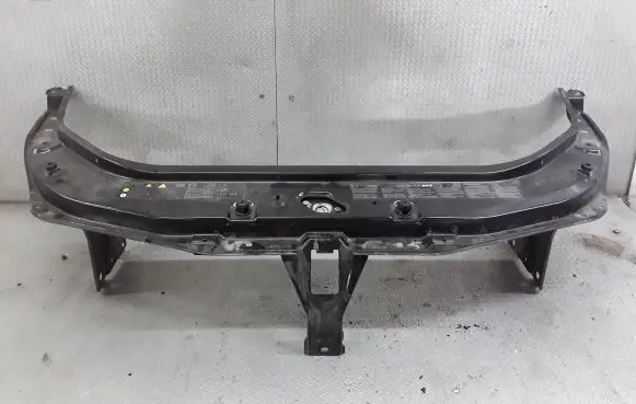Top upper radiator support slam panel