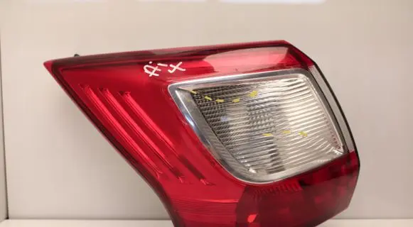 Ford Grand C-MAX Rear/tail lights 