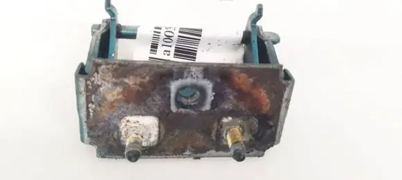 Ford Focus Tailgate/trunk/boot hinge