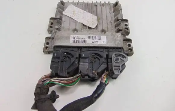 Renault Scenic III - Grand scenic III Engine control unit/module 237101495R S180067144A 237100069R