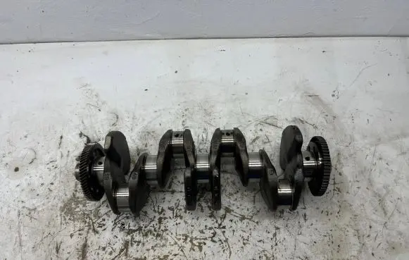 Volkswagen PASSAT B6 Crankshaft 03G105212C CBB