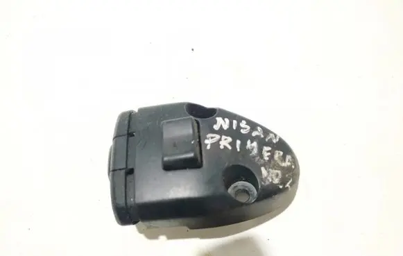 Nissan Almera N16 Other switches/knobs/shifts c8fn14 c8f-n14