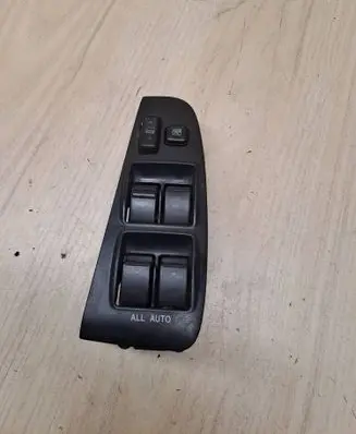 Toyota Avensis T250 Electric window control switch 8480205210B0