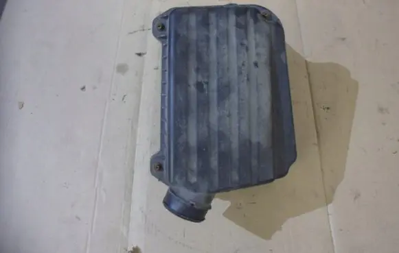 Chevrolet Lacetti Air filter box