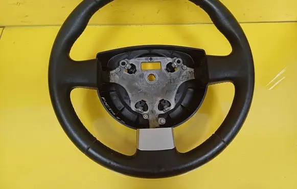Ford Fiesta Steering wheel